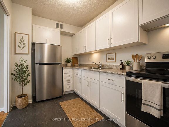 3rd image of 470 Sentinel Rd #506