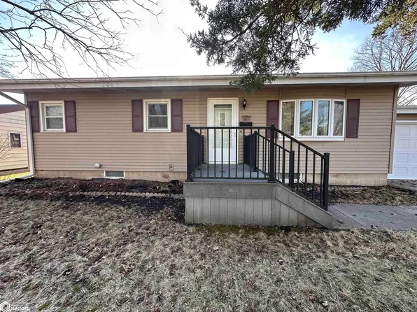 327 Ohio Ave, Iowa Falls, IA 50126