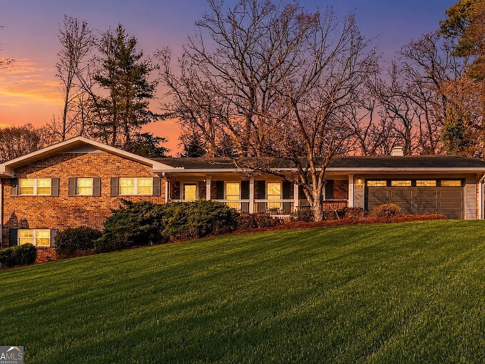 1st image of 2478 Brookhurst Dr