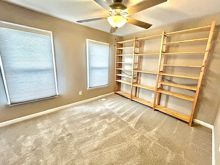 230 Marinawoods Dr SE #A — Photo 6