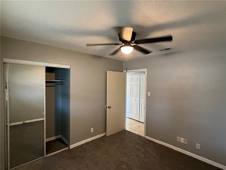 4406 Donegal Dr — Photo 12