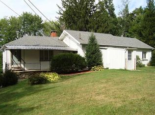 6973 Lamor Rd, Sharpsville, PA 16150