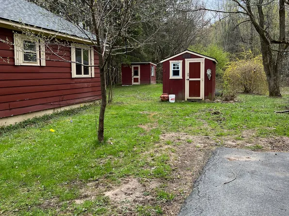 35 W Myers Rd, Oswego, NY 13126
