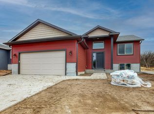 6973 Gaillardia Dr NW, Rochester, MN 55901