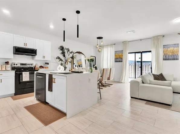 760 NE 208th Ln #760, Miami, FL 33179