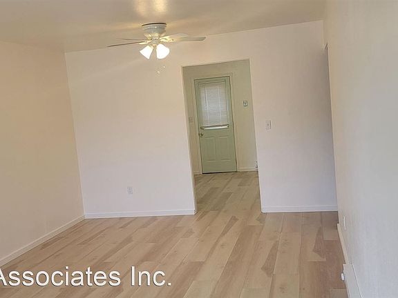 4th image of 408 S Jones St