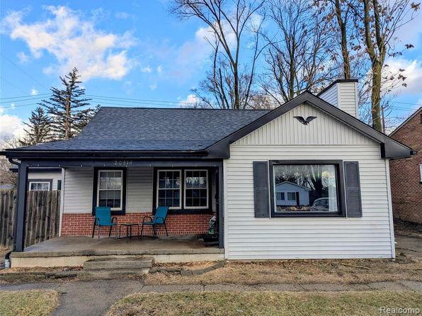 20314 Westhampton Ave