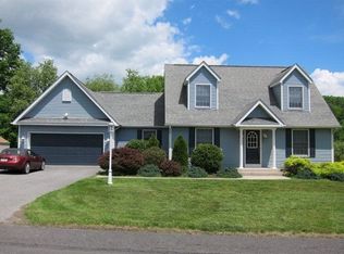 21 Sajer Rd, Pottsville, PA 17901
