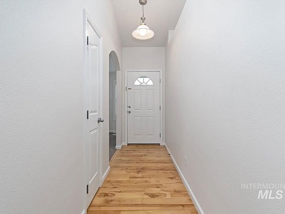 3rd image of 2726 S Almond Ct