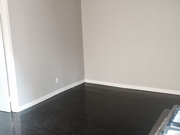 3rd image of 1005 President St APT B4