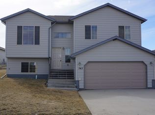 743 Bear Tooth Ct, Box Elder, SD 57719