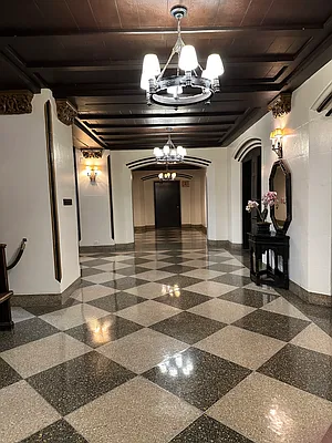 Rented by Oxford Property Group | media 9