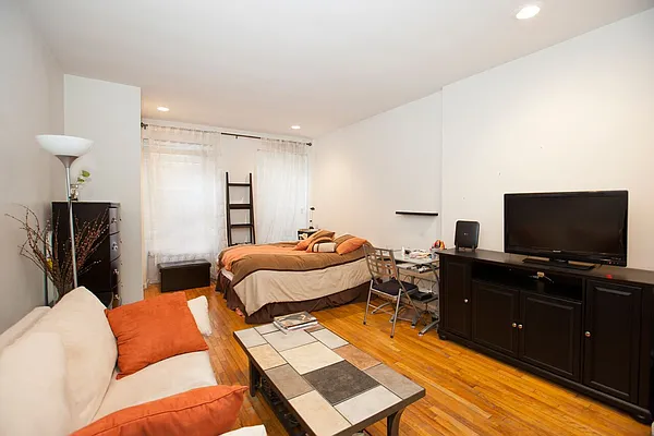 Rented by LG Fairmont Group | media 35