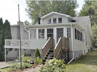 211 W Hickory Rd, Battle Creek, MI 49017