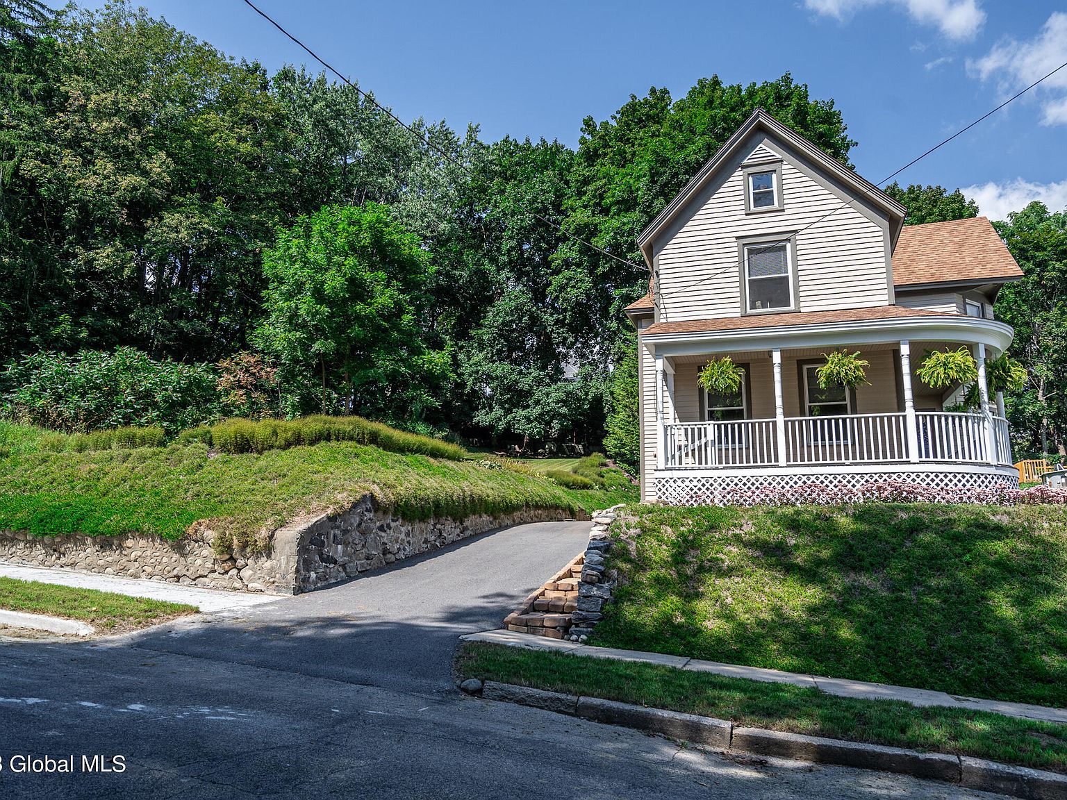 32 Fifth Street, Gloversville, NY 12078 MLS 202324325 Zillow