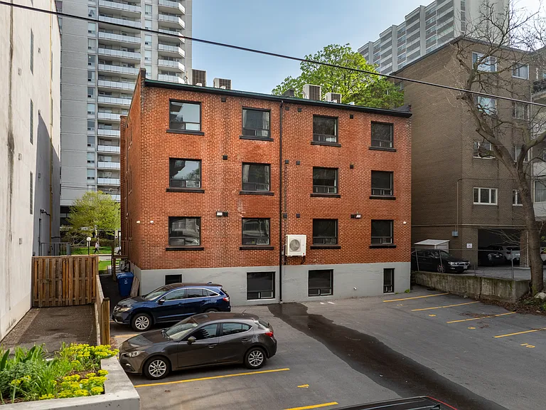 79 Duke St #B3 — Photo 13