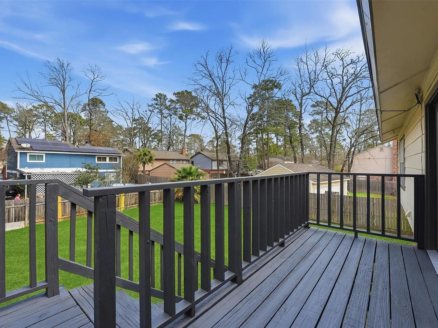 4 bed, 2.0 bath, 2233 sqft, $2,200 — Photo 4
