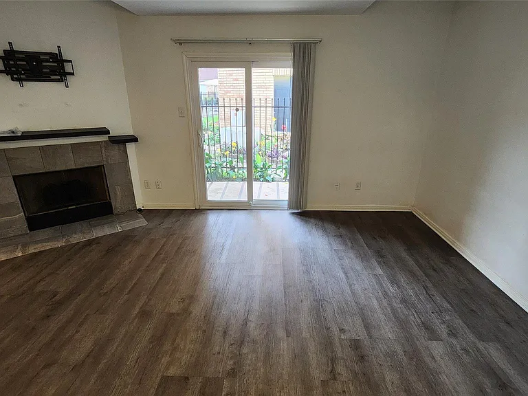 3600 Jeanetta St #804 — Photo 10