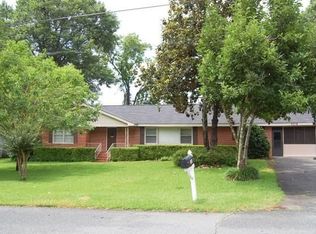 104 Springdale Dr, Warner Robins, GA 31088