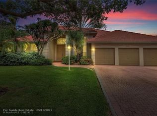 16283 Cayuga Cir, Davie, FL 33331