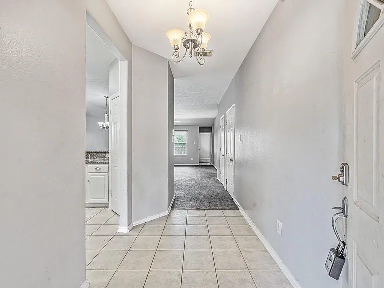 7107 Piney Meadow Ct — Photo 4