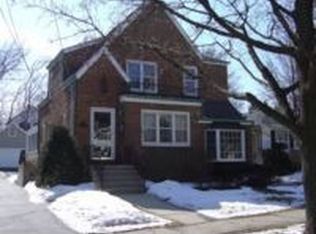 745 Chicago Ave, Downers Grove, IL 60515