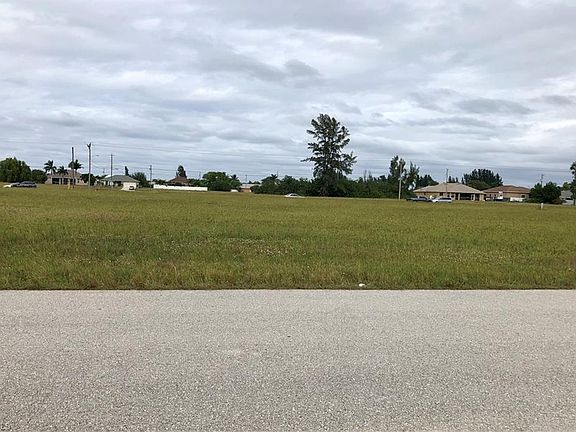 5th image of 334 NE 15th Ter Lot 13