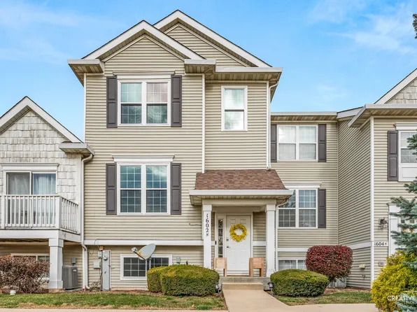 1602 Fieldstone Dr N, Shorewood, IL 60404