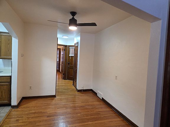 4th image of 5824 Mardel Ave #B