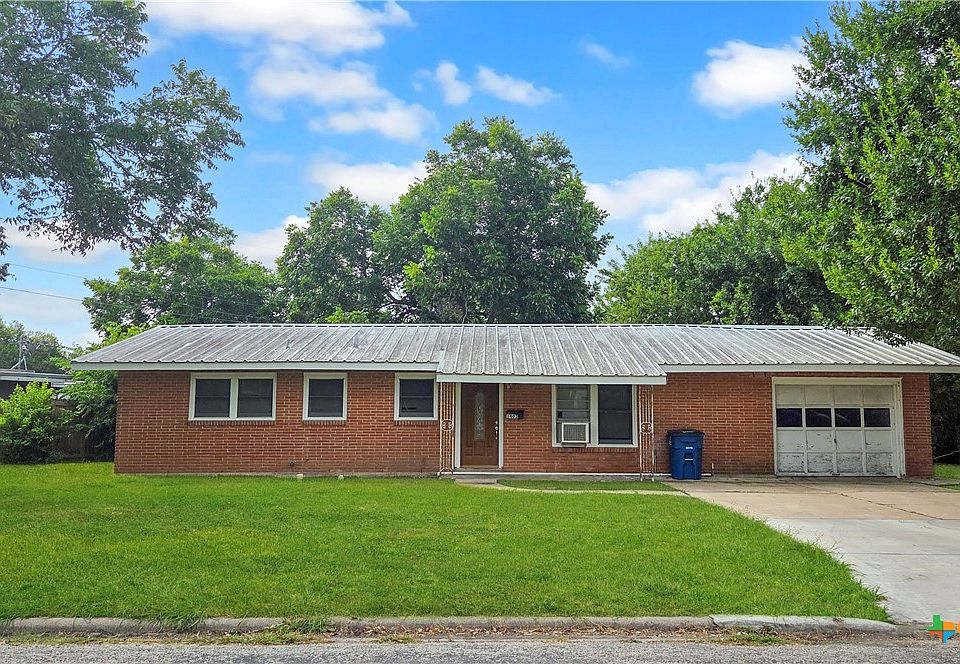 1st image of 1402 Springwood Ln