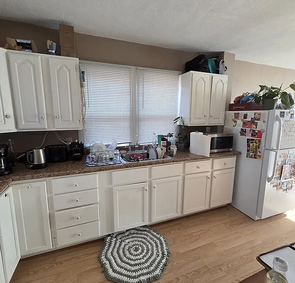 411 E Denver St #1 — Photo 3