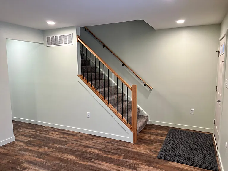 44 W Green St — Photo 9