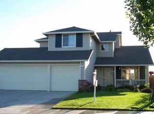 2112 E El Lago Dr, Oakley, CA 94561