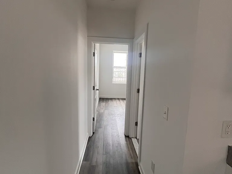 447 64th St #8 — Photo 8
