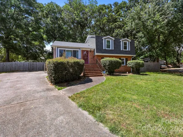 2704 Julep Ln, Charlotte, NC 28273