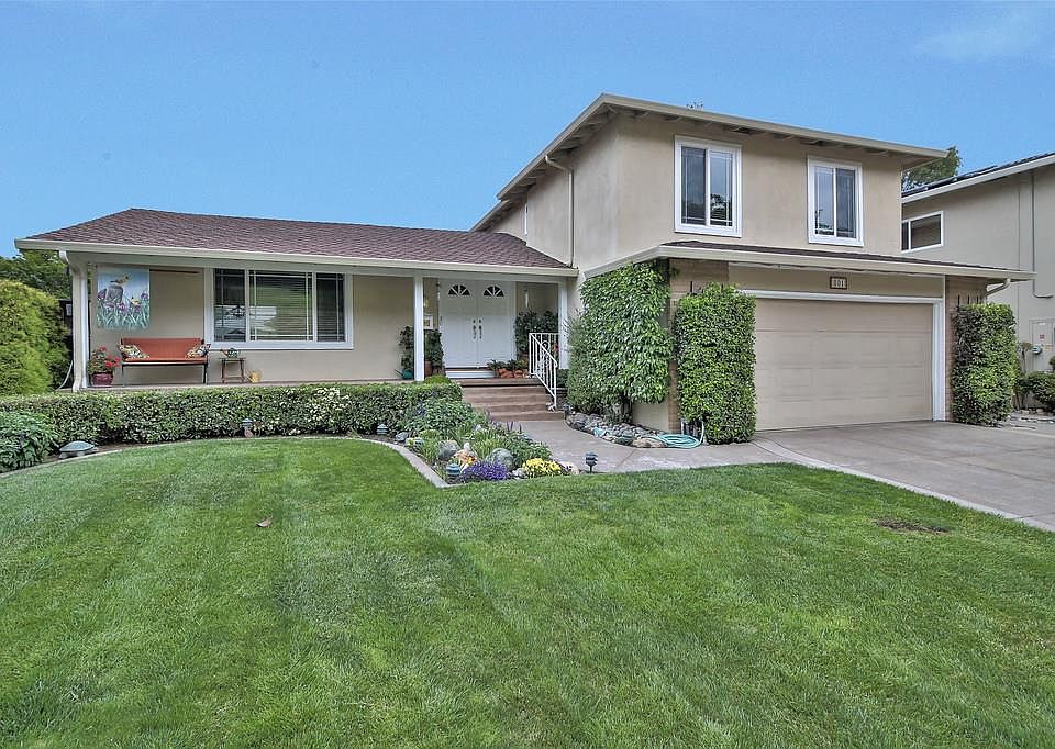 1st image of 801 Colleen Dr
