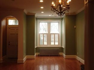 142 F St SE #HOUSE, Washington, DC 20003