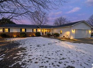 177 N Gilbert St, Clinton, IN 47842