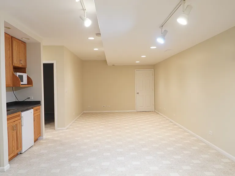 2664 Goldenrod Ln — Photo 21