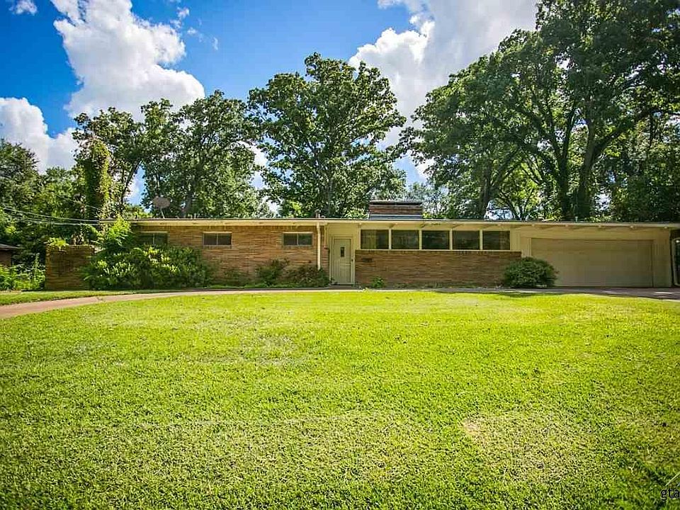 1st image of 3217 Fernwood Dr
