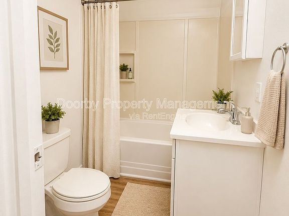 4th image of 12 Bellflower Cir APT 2