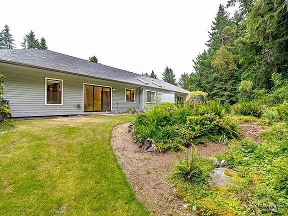 4th image of 3508 Harborcrest Court NW