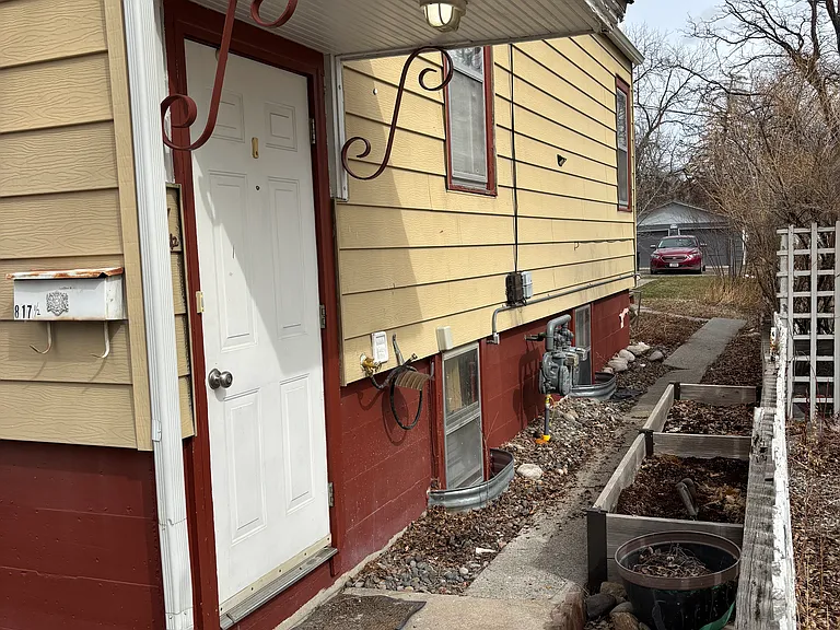 817 N 26th St #1/2 — Photo 8