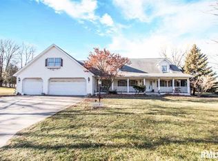 1193 N Rentsch Dr, East Peoria, IL
