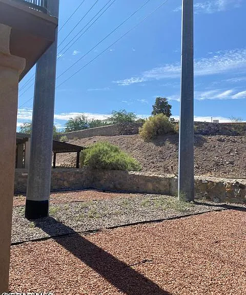 7732 Maple Landing Ct — Photo 13