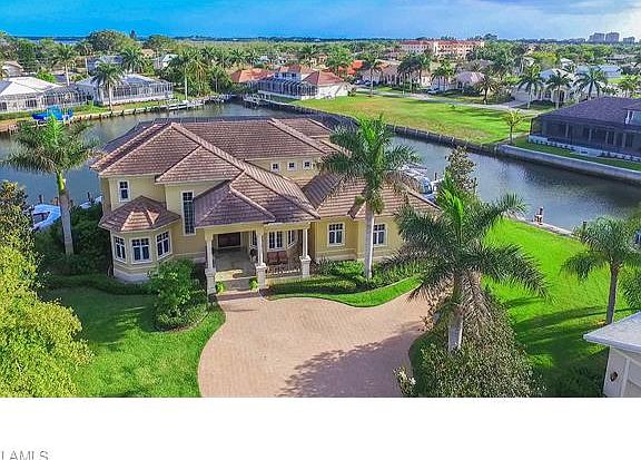 2nd image of 33 Peach Ct
