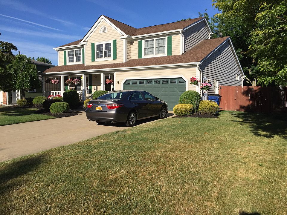 1st image of 138 Rockdale Dr