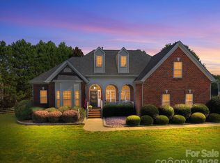 9900 Tufts Dr, Mint Hill, NC 28227