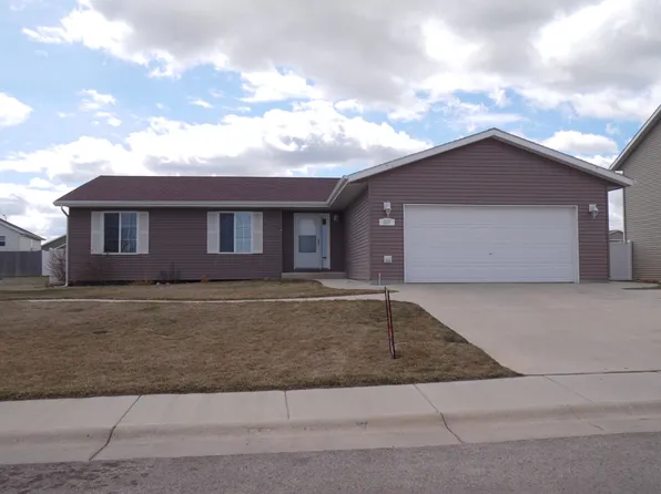 607 Express Dr, Gillette, WY 82718