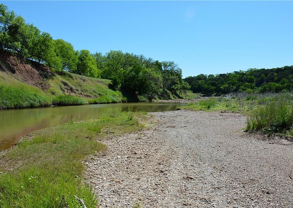 1st image of 460 County Road 412